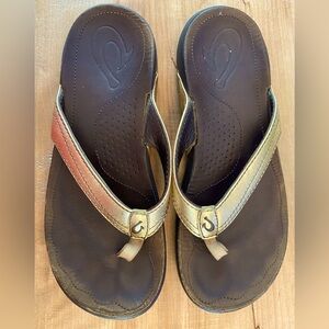 Gold Olukai Leather Sandals Womes Size 7